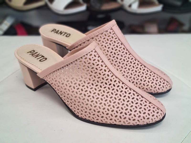 Saboti dama piele bej nude Londa biashoes.ro imagine reduceri